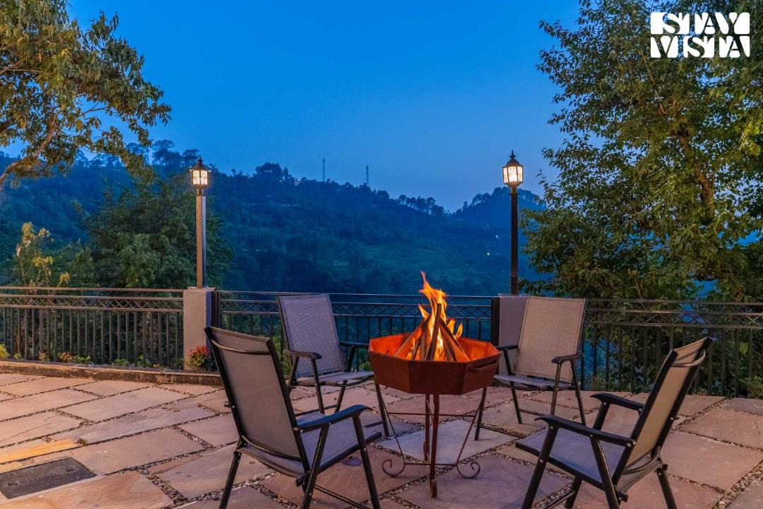 Photo of Patio Balcony in Naina Range