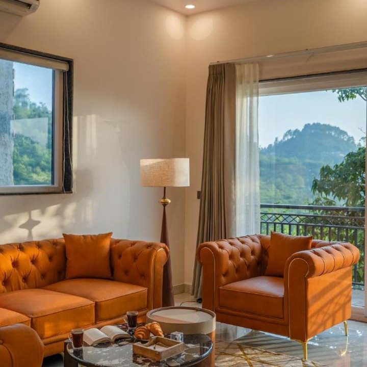 Photo of Livingroom in Naina Range