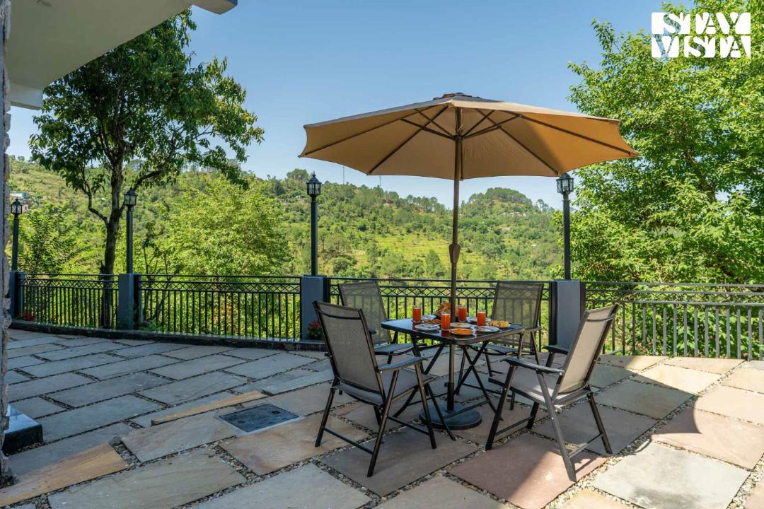 Photo of Patio Balcony in Naina Range
