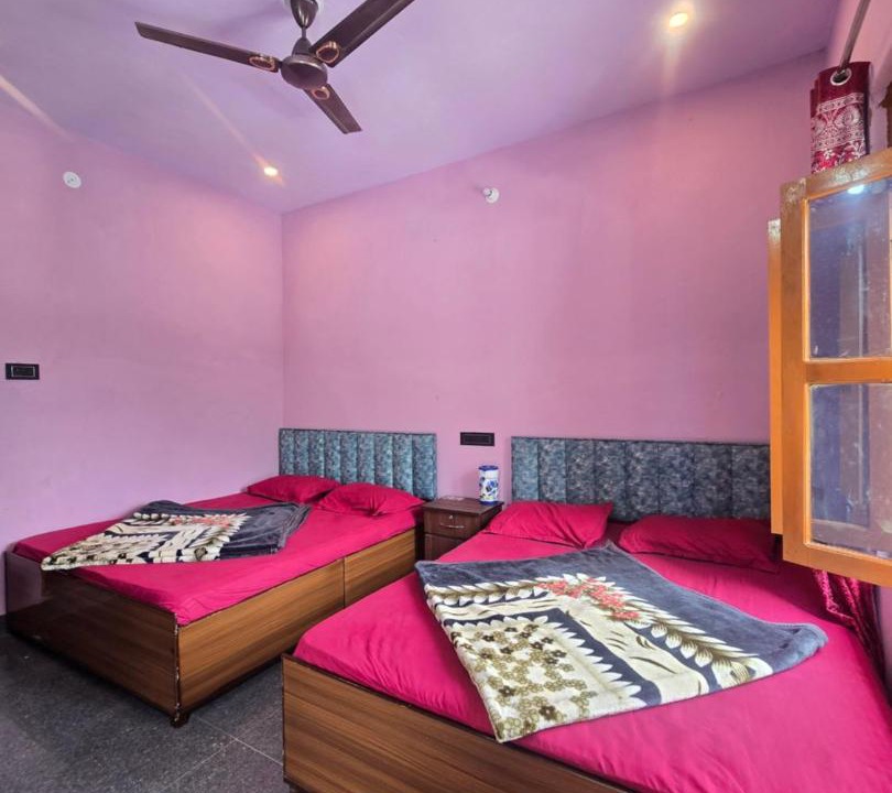 Photo of Bedroom in Chamoli