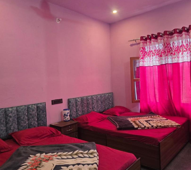 Photo of Bedroom in Chamoli
