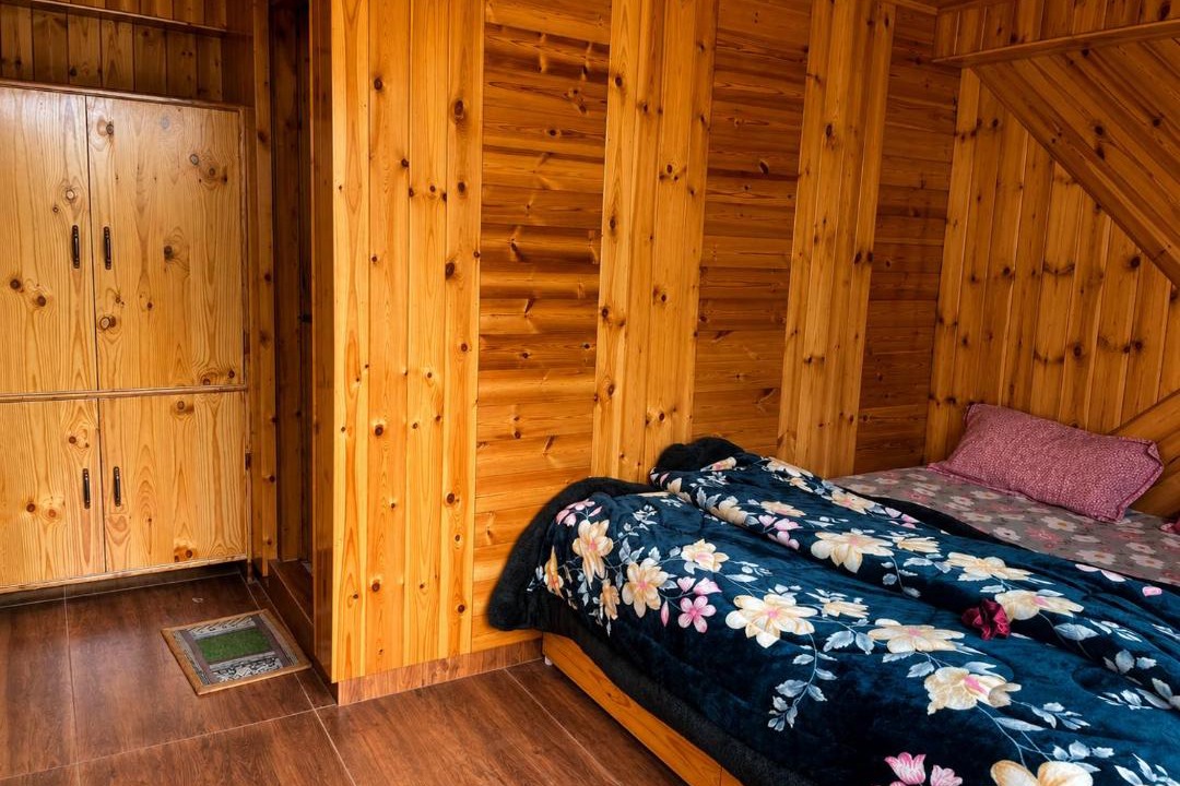 Photo of Bedroom in Old Manali