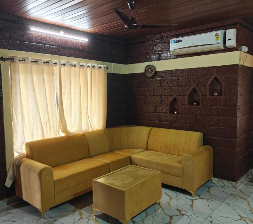 Photo of Livingroom in Guhagar