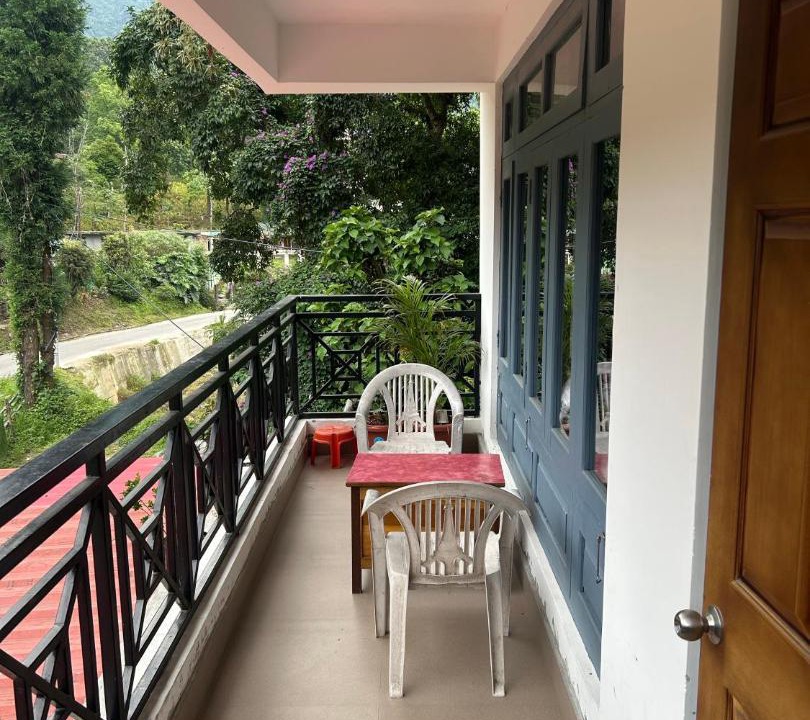 Photo of Patio Balcony in Geyzing