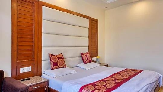 Photo of Bedroom in The Mall Road