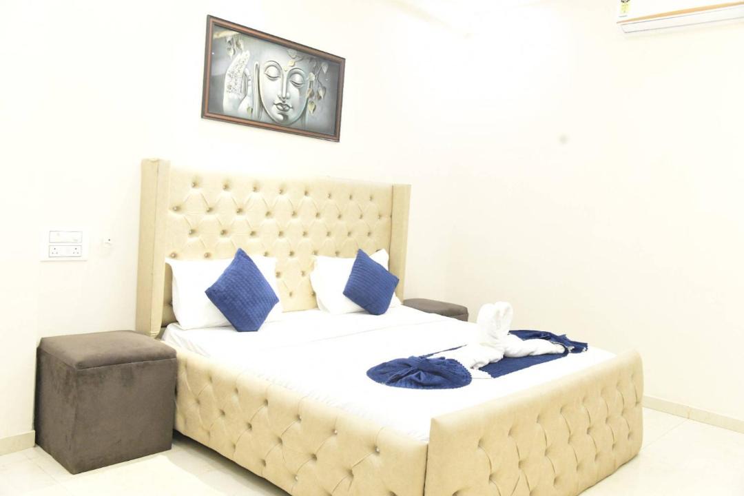 Photo of Bedroom in Lakhpat
