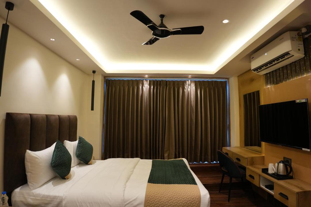 Photo of Bedroom in Dhanbad