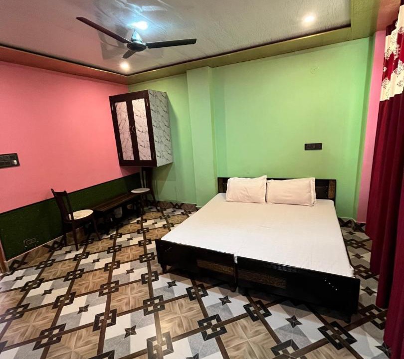 Photo of Bedroom in Brahmaur