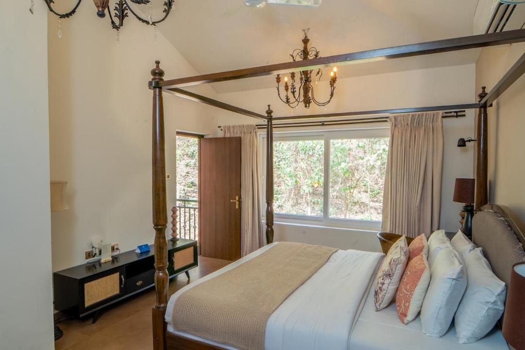 Photo of Bedroom in Siolim