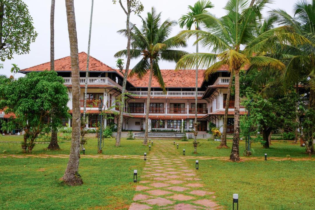 Photo of Others in Kumbalangi