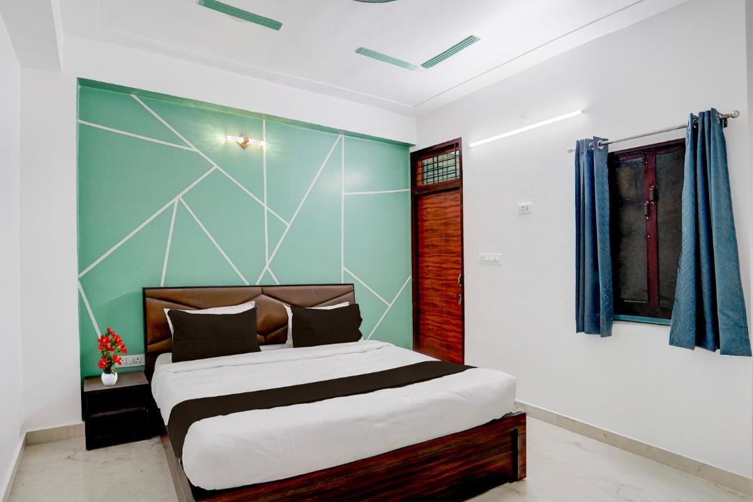 Photo of Bedroom in Malihabad