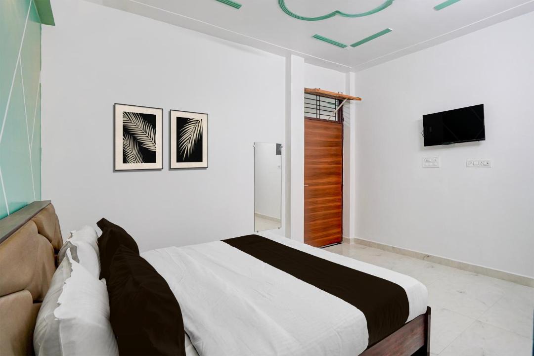 Photo of Bedroom in Malihabad
