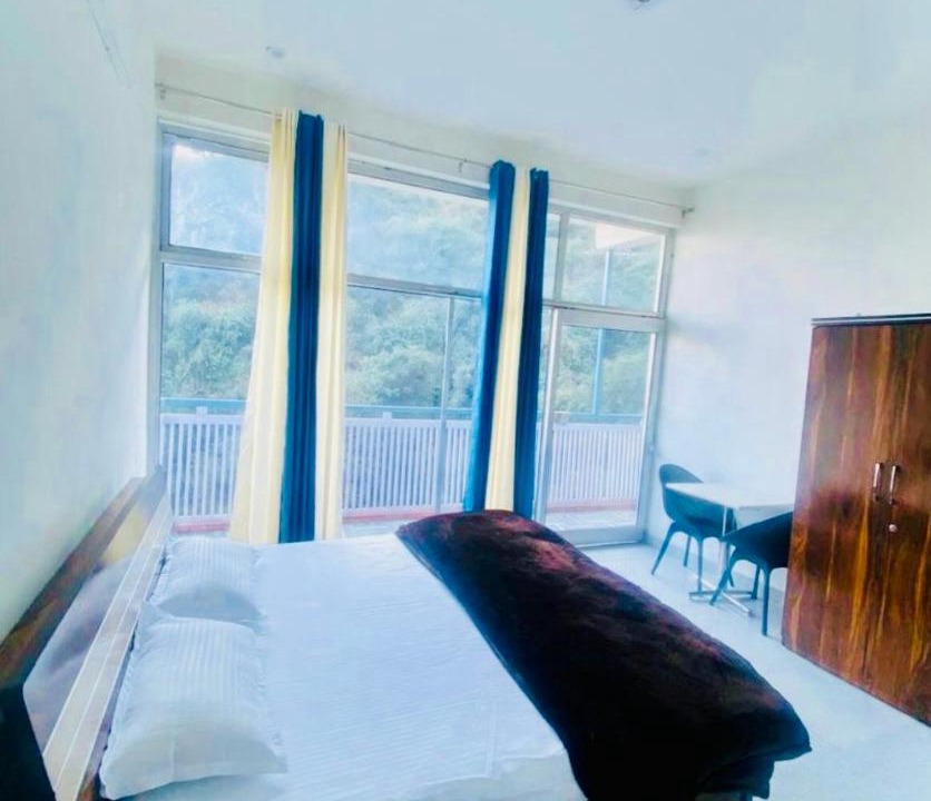 Photo of Bedroom in The Mall Road