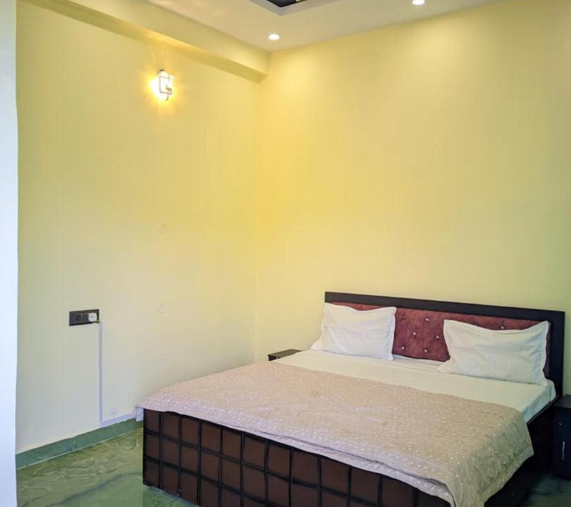 Photo of Bedroom in Naini