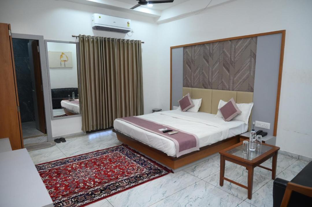 Photo of Bedroom in Tharad
