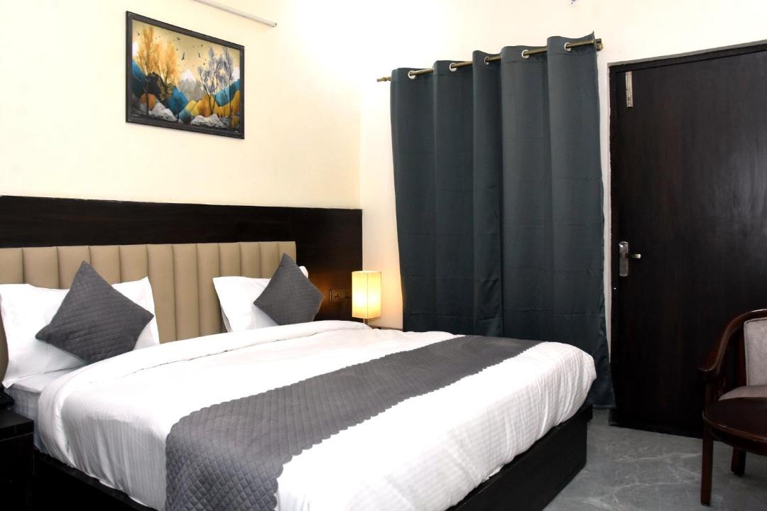 Photo of Bedroom in Vrindavan