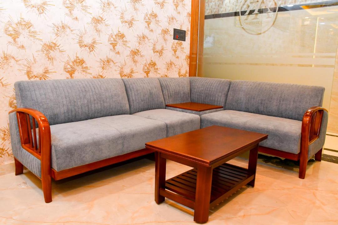 Photo of Livingroom in Tiruvadanai