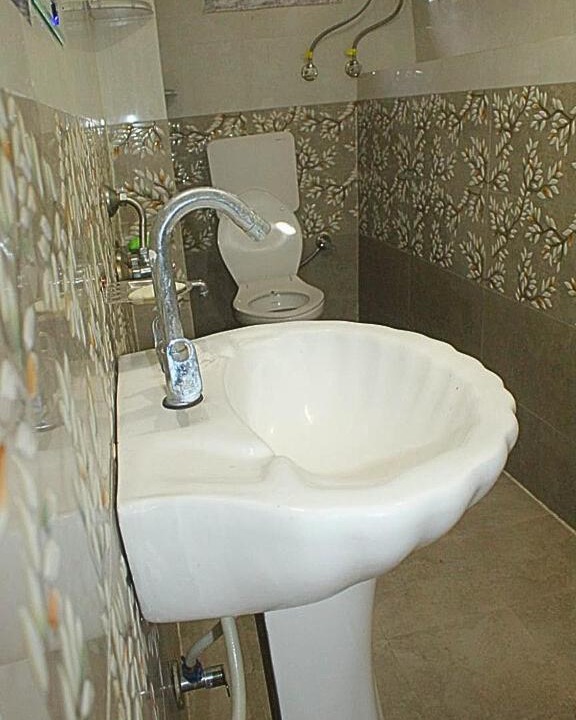 Photo of Bathroom in Kalpa