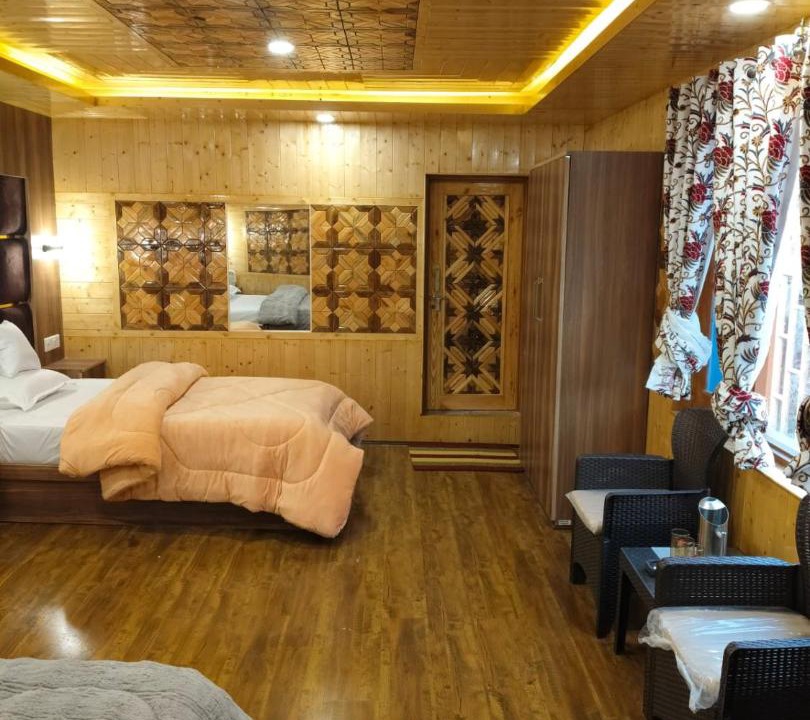 Photo of Others in Pahalgam