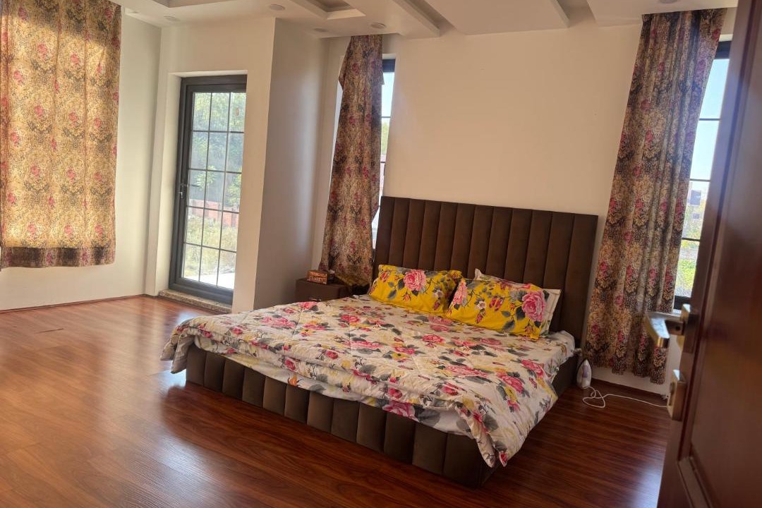 Photo of Bedroom in Srinagar
