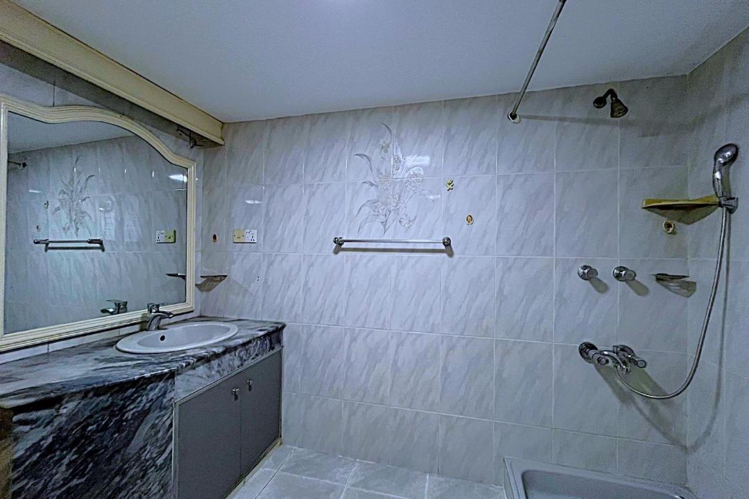 Photo of Bathroom in Gulshan