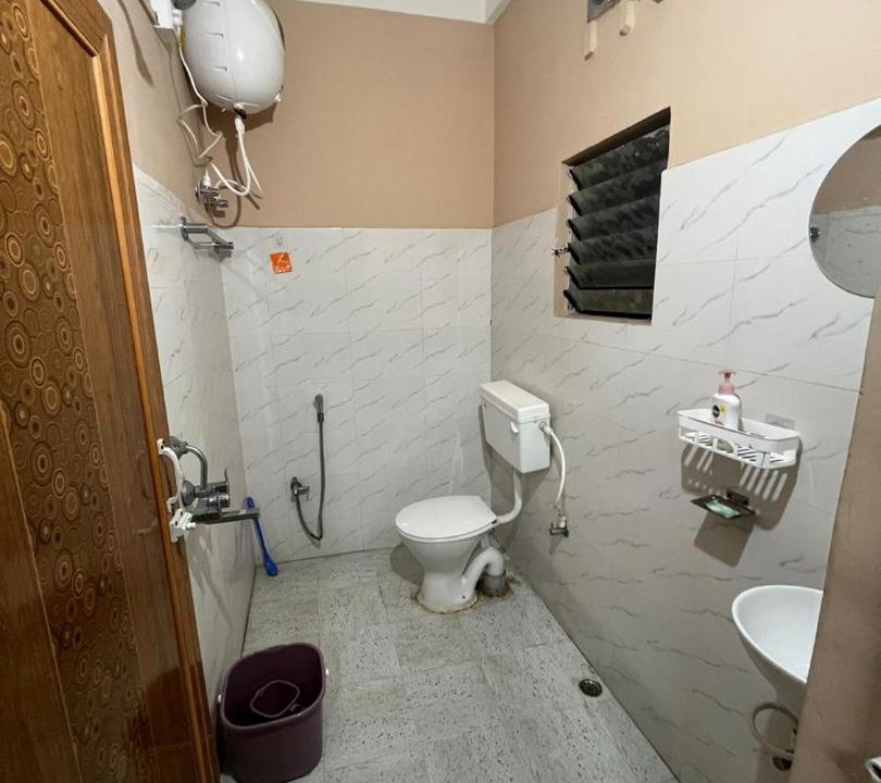 Photo of Bathroom in Sualkuchi