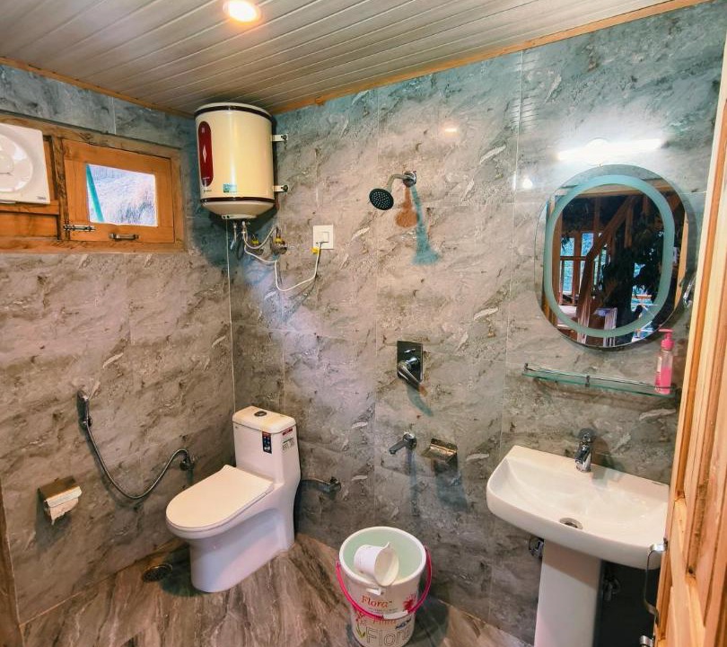 Photo of Bathroom in Banjar