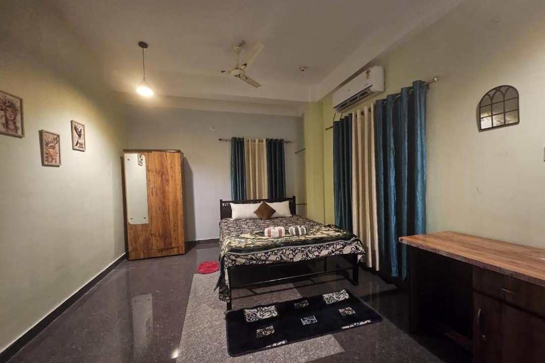 Photo of Bedroom in Sualkuchi
