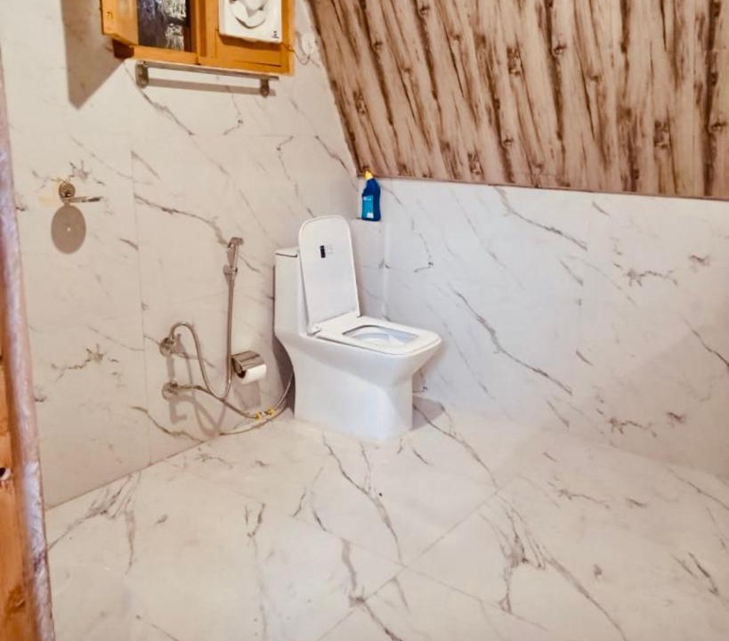 Photo of Bathroom in Banjar