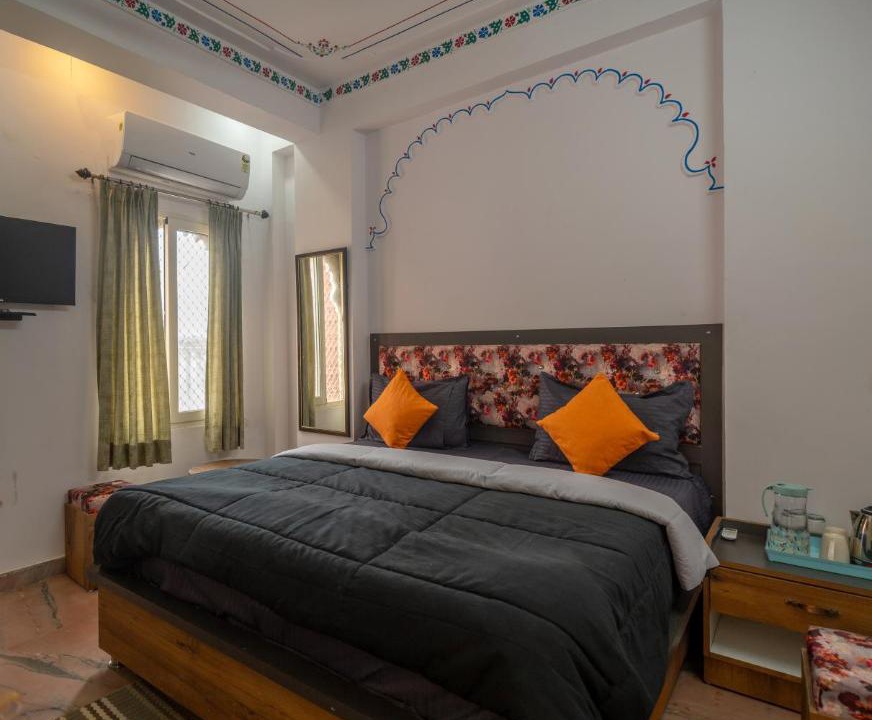 Photo of Bedroom in Lake Swaroop Sagar