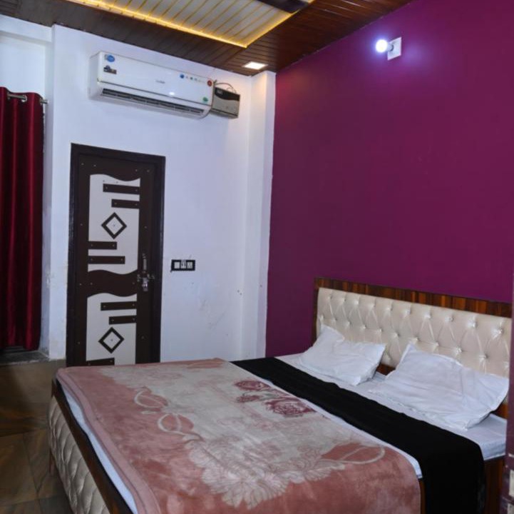 Photo of Bedroom in Meerut