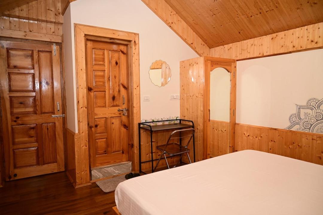 Photo of Bedroom in Manali