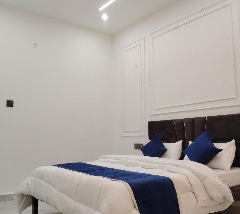 Photo of Bedroom in Rajgarhi