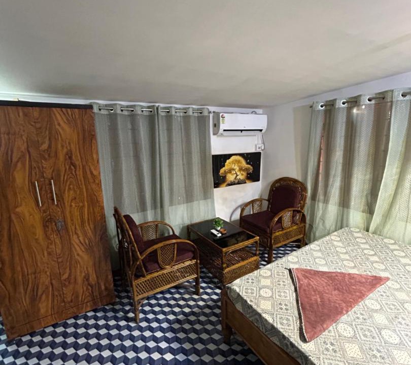Photo of Bedroom in Sualkuchi