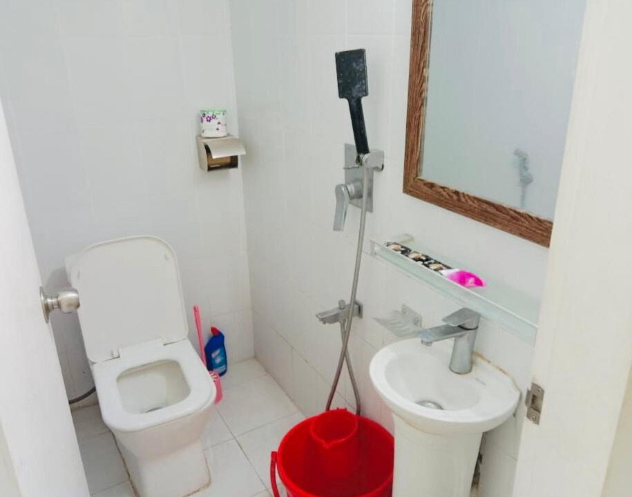 Photo of Bathroom in Basundhara Residential Area
