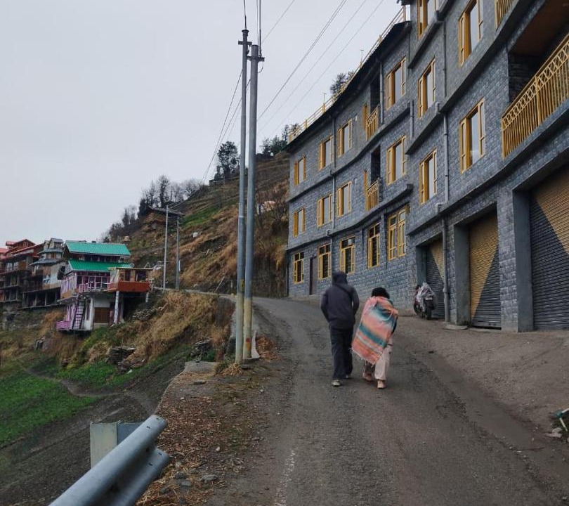 Photo of Others in Shoja