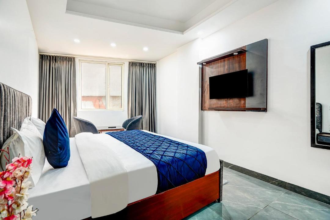 Photo of Bedroom in Mahipalpur Extension