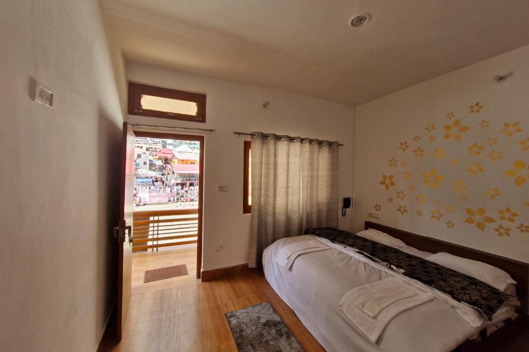 Photo of Bedroom in Gangotri