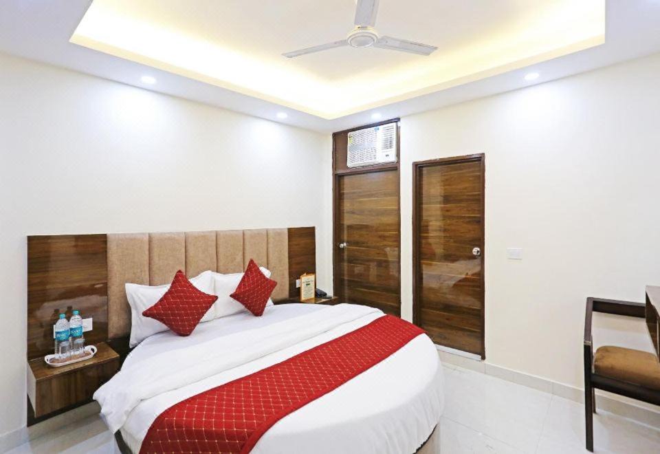 Photo of Bedroom in Mahipalpur Extension