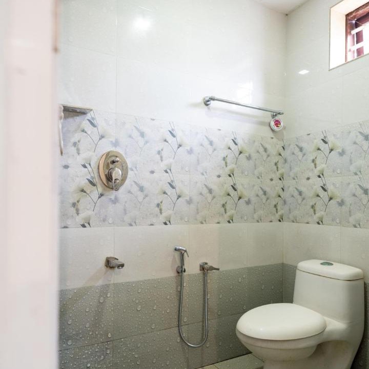 Photo of Bathroom in Alwaye