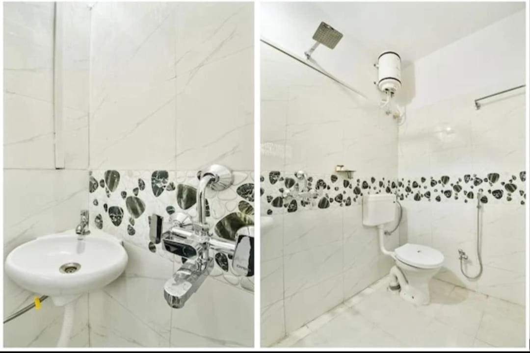 Photo of Bathroom in Gogunda