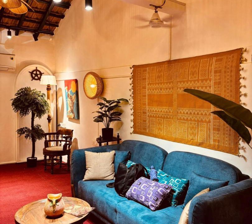 Photo of Livingroom in Pali Hill