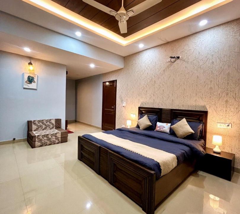 Photo of Bedroom in Dharampur