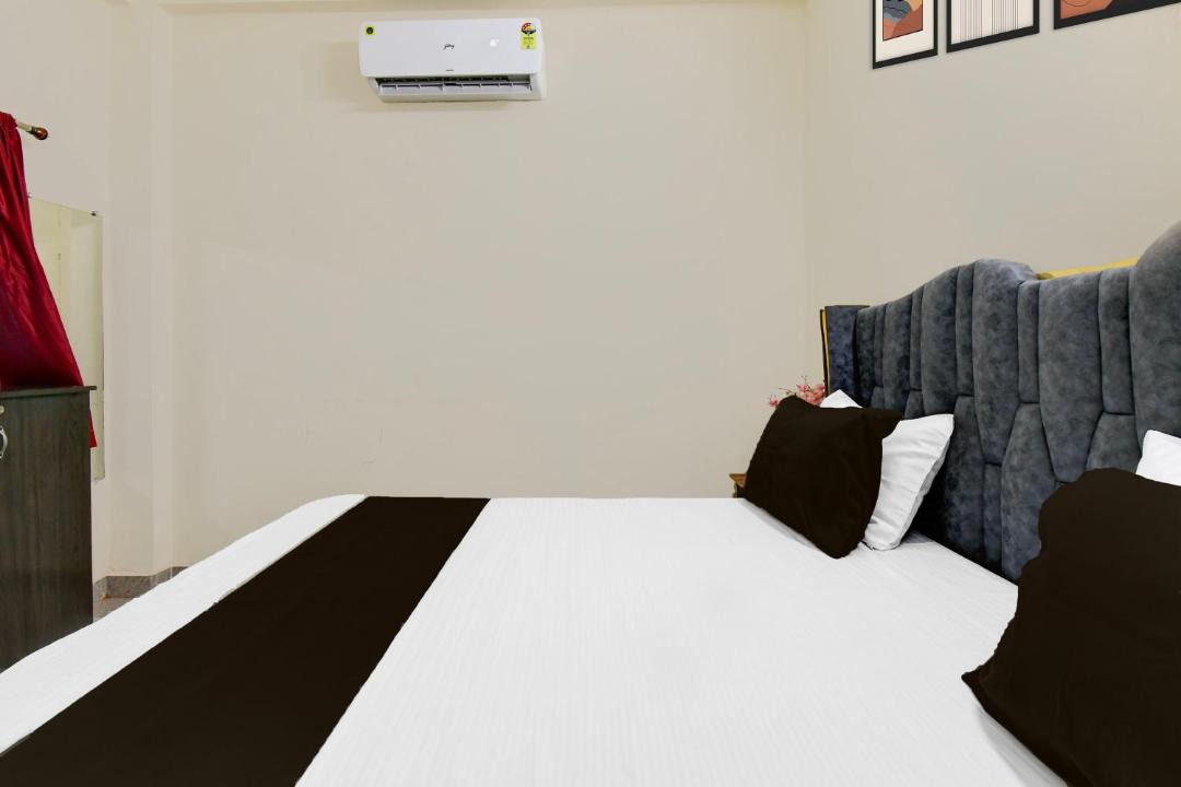 Photo of Bedroom in Kalyanpur