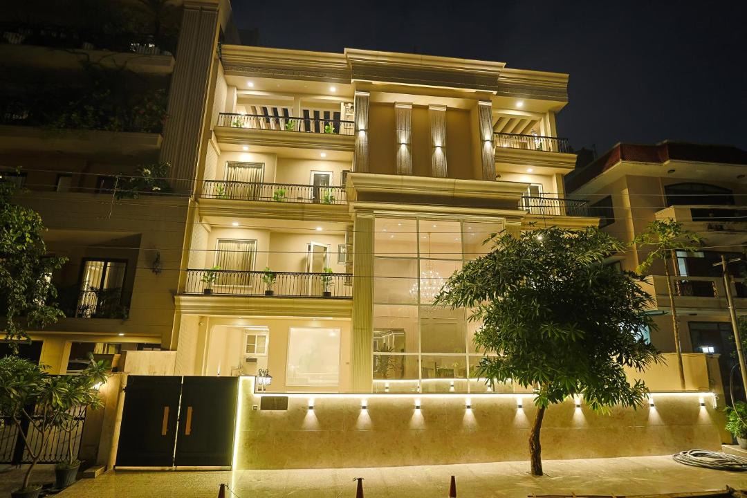 Photo of Others in DLF Phase 3