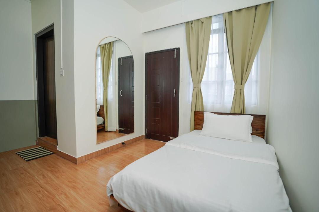 Photo of Bedroom in Laitumkhrah