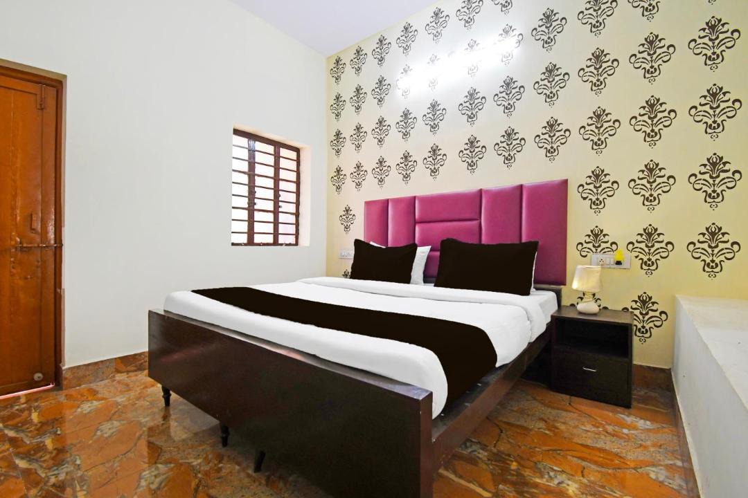 Photo of Bedroom in Dhanbad