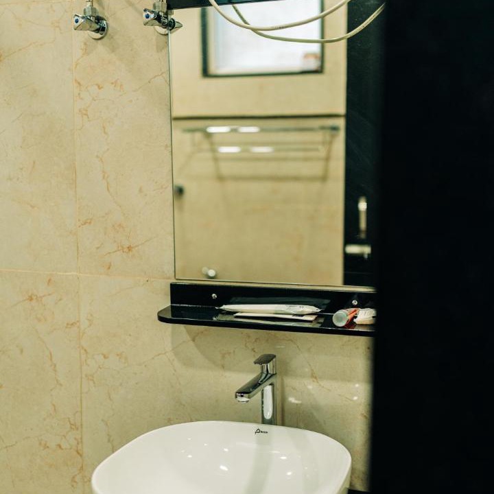 Photo of Bathroom in Hireguthi