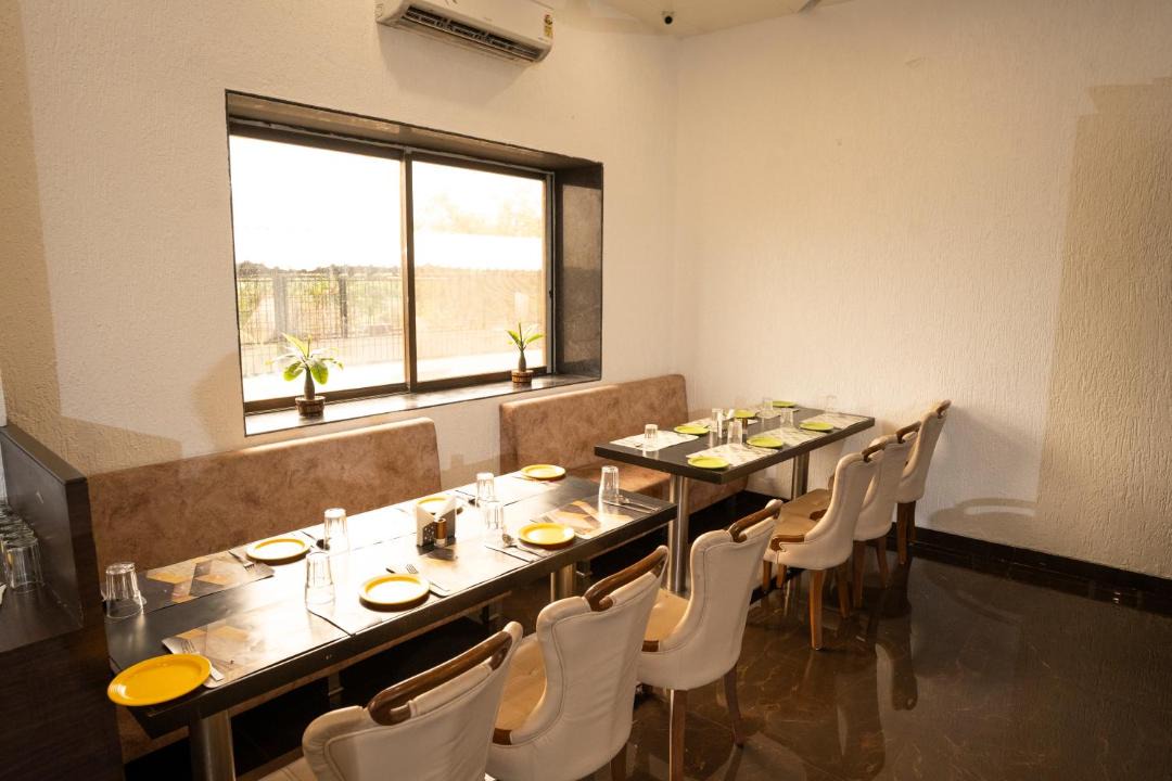 Photo of Kitchen in Maliwada