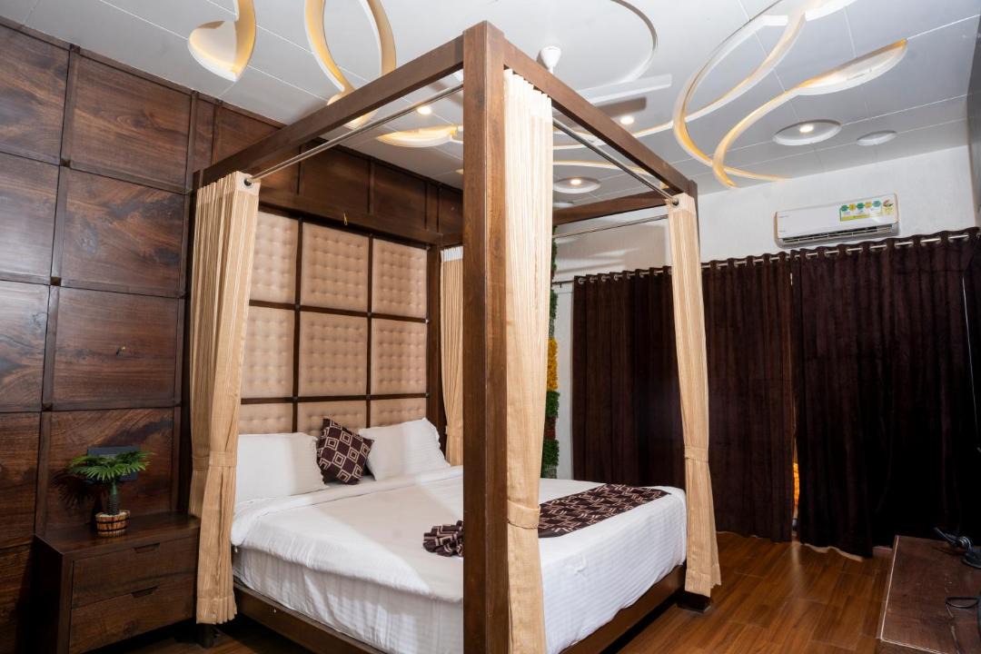 Photo of Bedroom in Maliwada